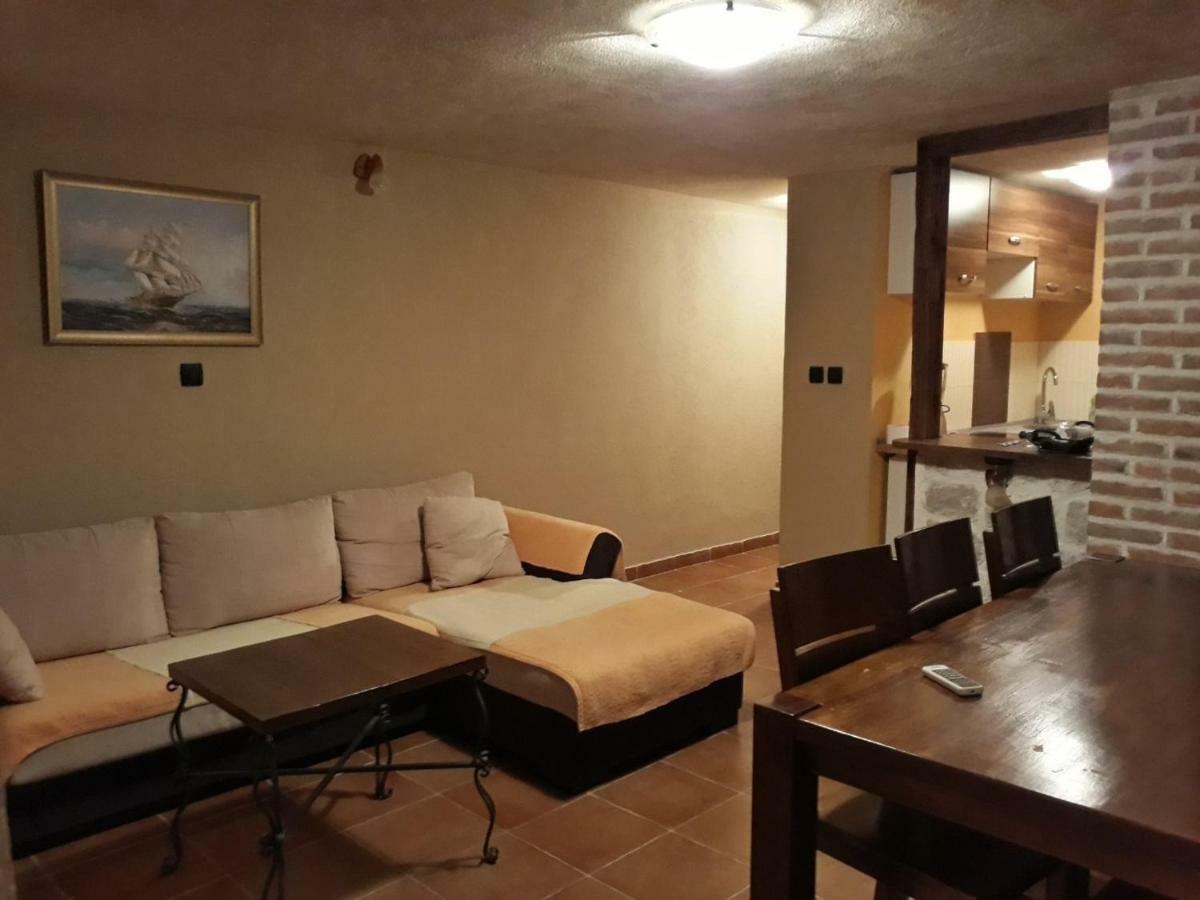 Apartments Lanmari リサン エクステリア 写真